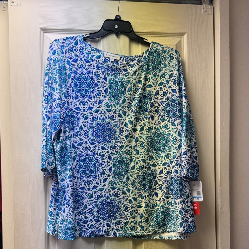 NWT BLOUSE